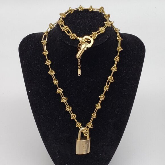 Louis Vuitton Gold Padlock w/Unbranded Stainless Steel 18k Plated Chain&Bracelet - Picture 3 of 13